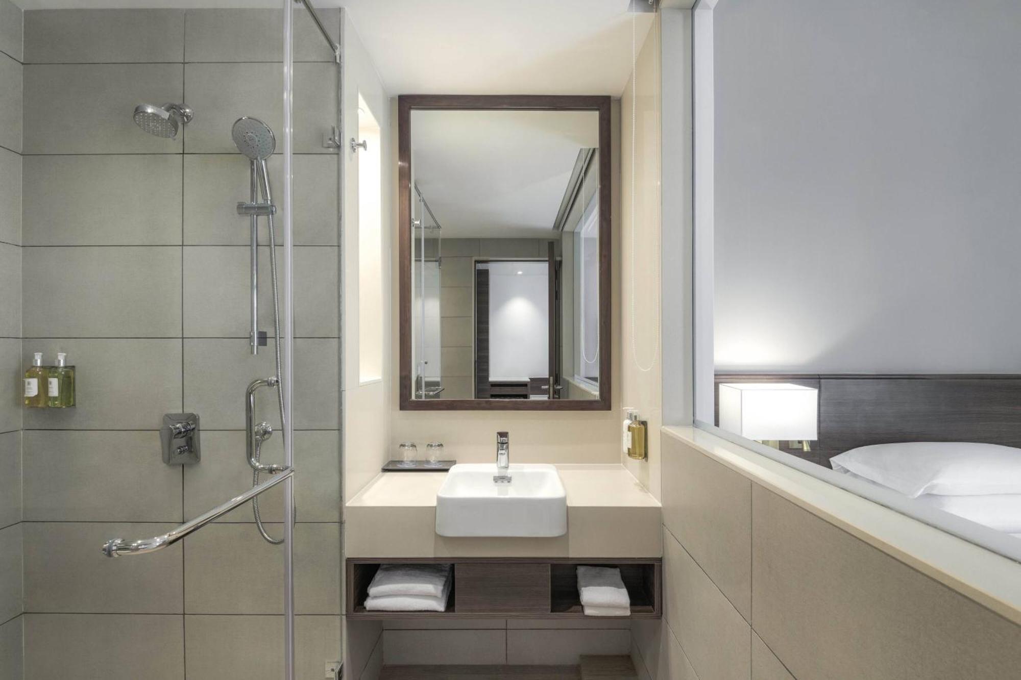 Fairfield By Marriott Goa Benaulim Hotell Exteriör bild
