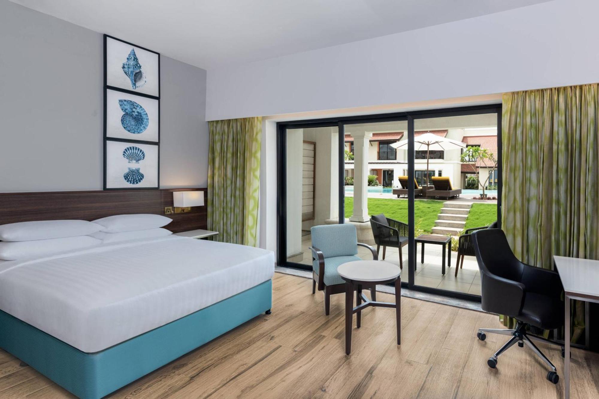 Fairfield By Marriott Goa Benaulim Hotell Exteriör bild