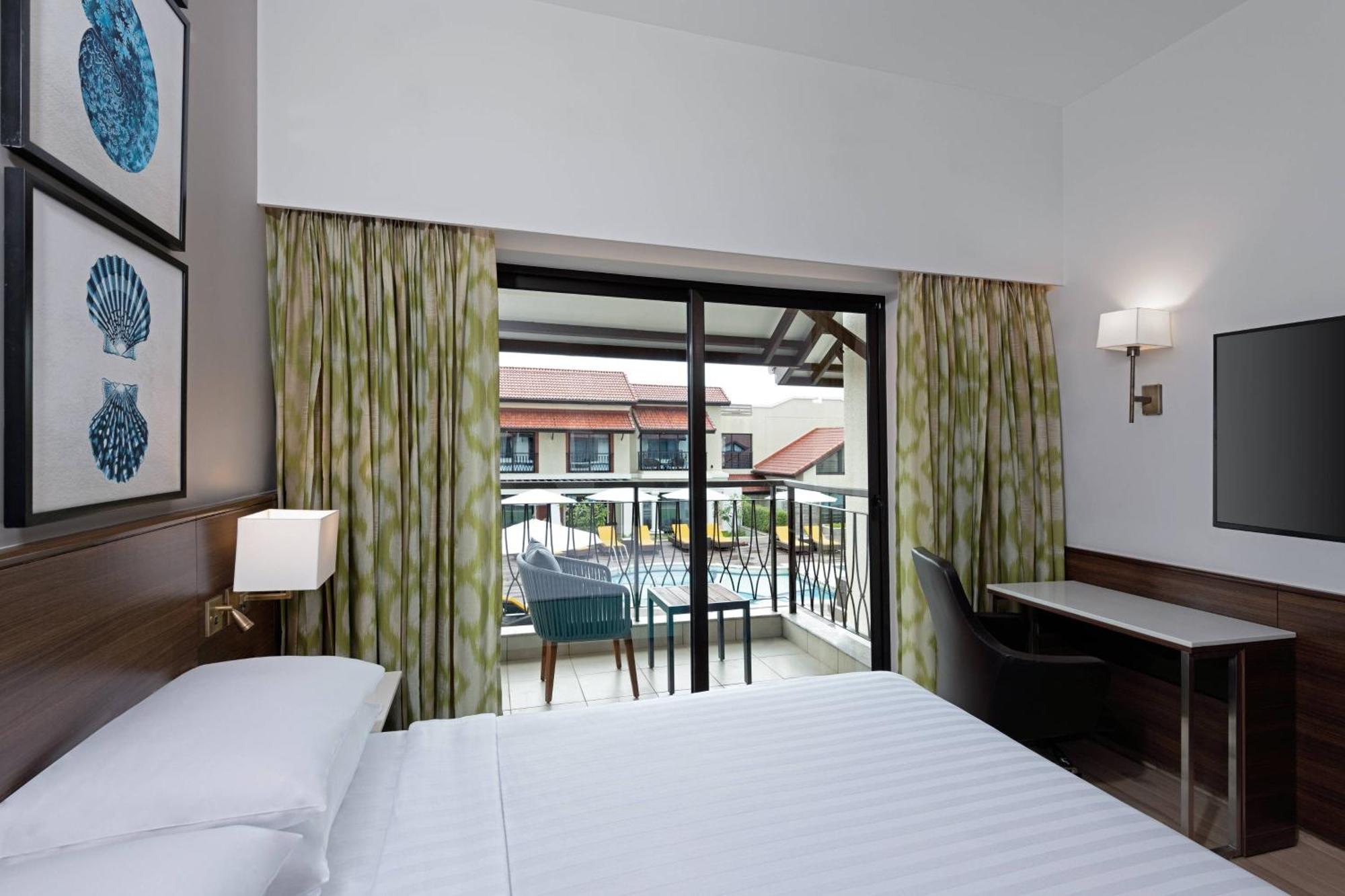Fairfield By Marriott Goa Benaulim Hotell Exteriör bild