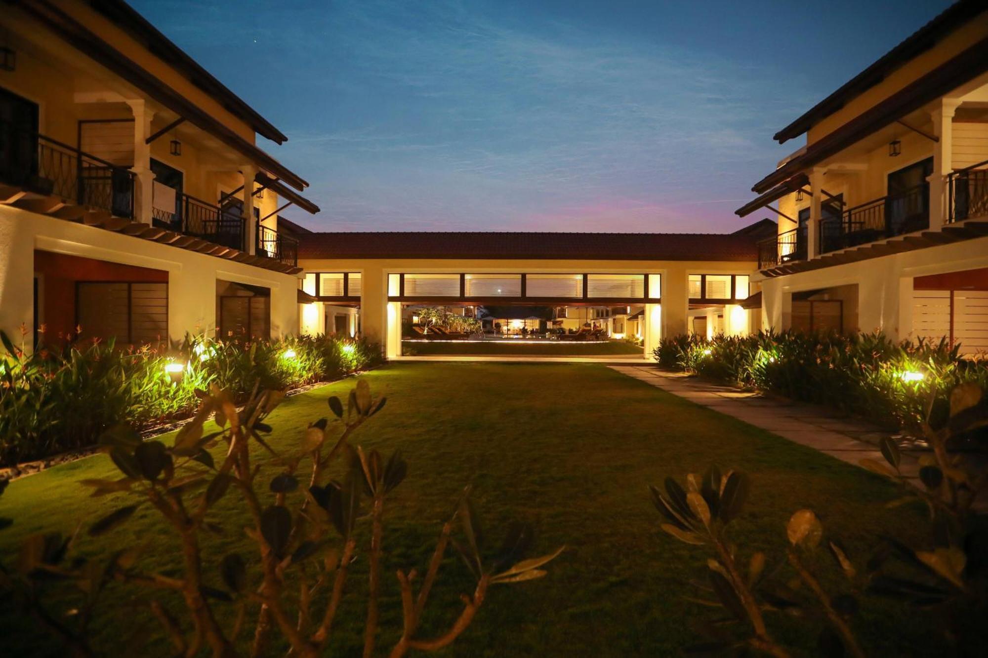 Fairfield By Marriott Goa Benaulim Hotell Exteriör bild