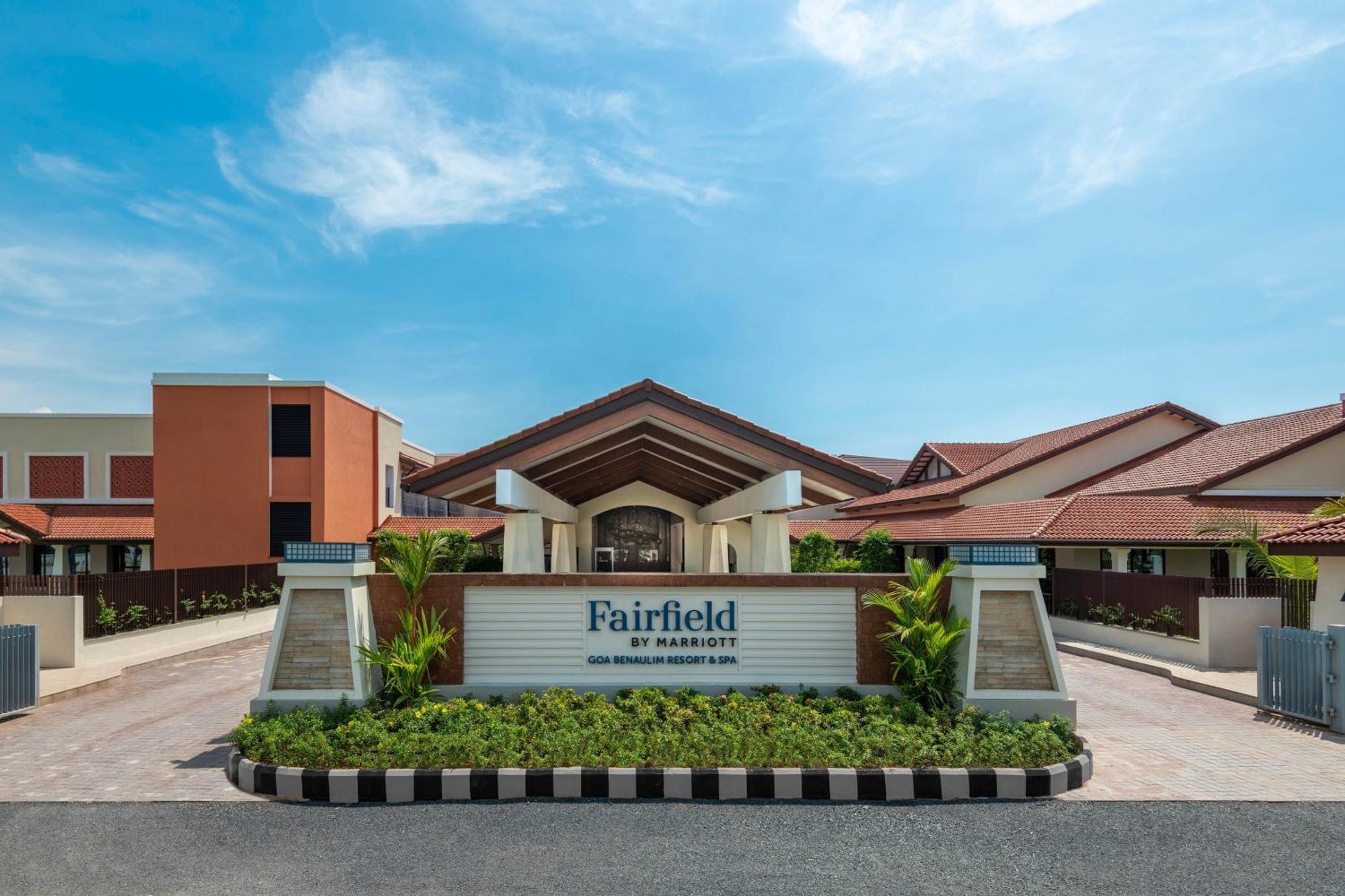 Fairfield By Marriott Goa Benaulim Hotell Exteriör bild