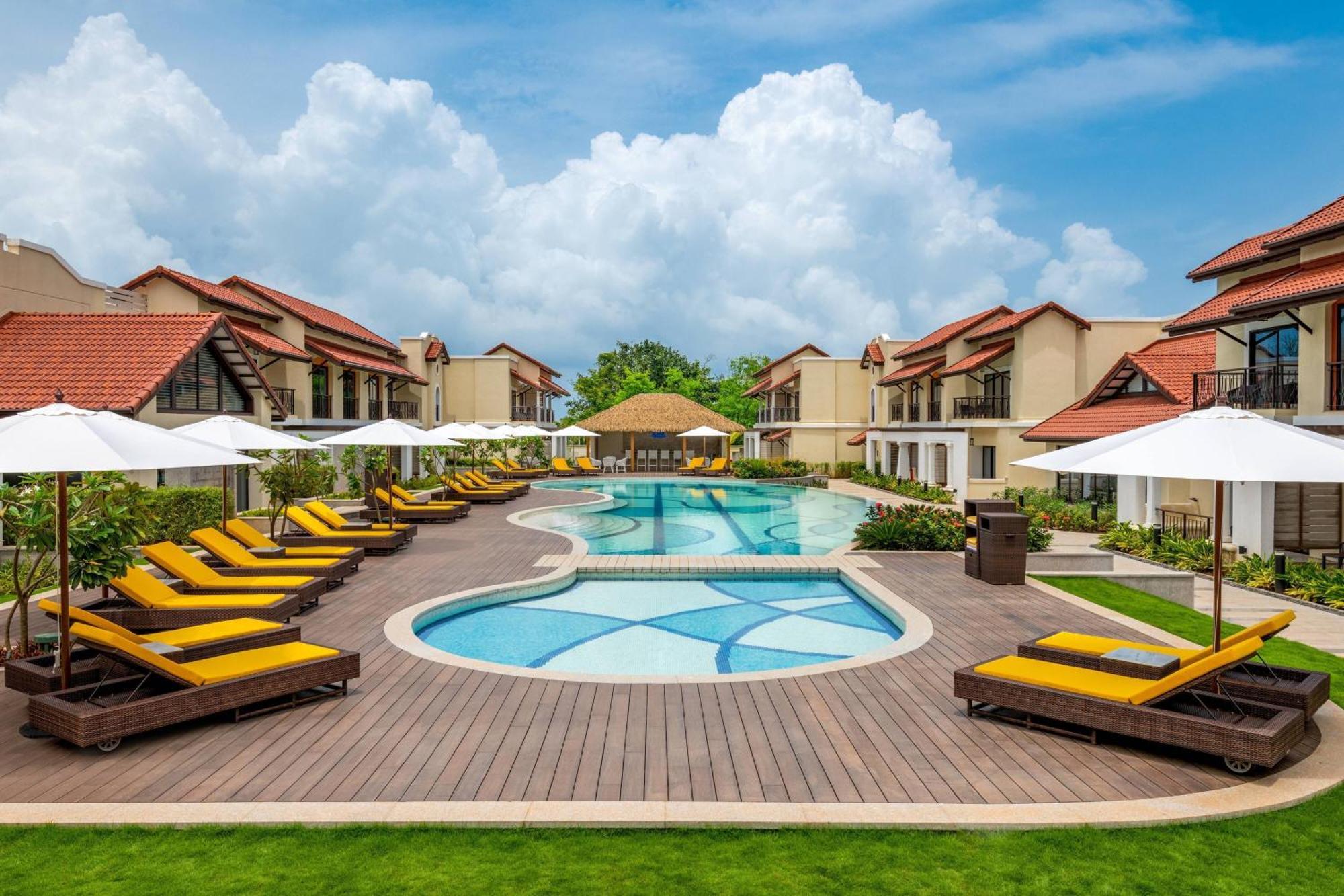 Fairfield By Marriott Goa Benaulim Hotell Exteriör bild